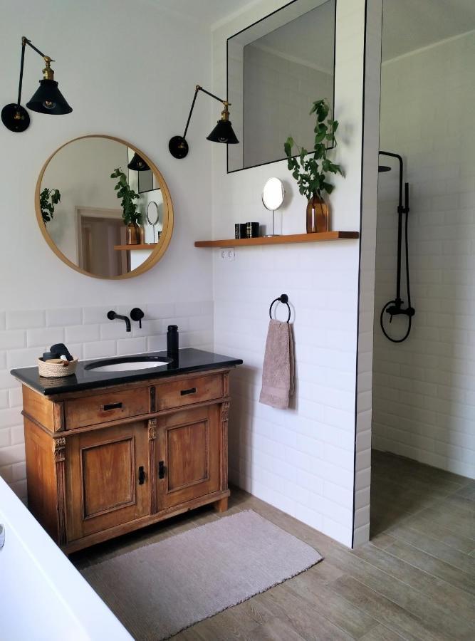 Cozy Airport Apartment Vecses Ngoại thất bức ảnh