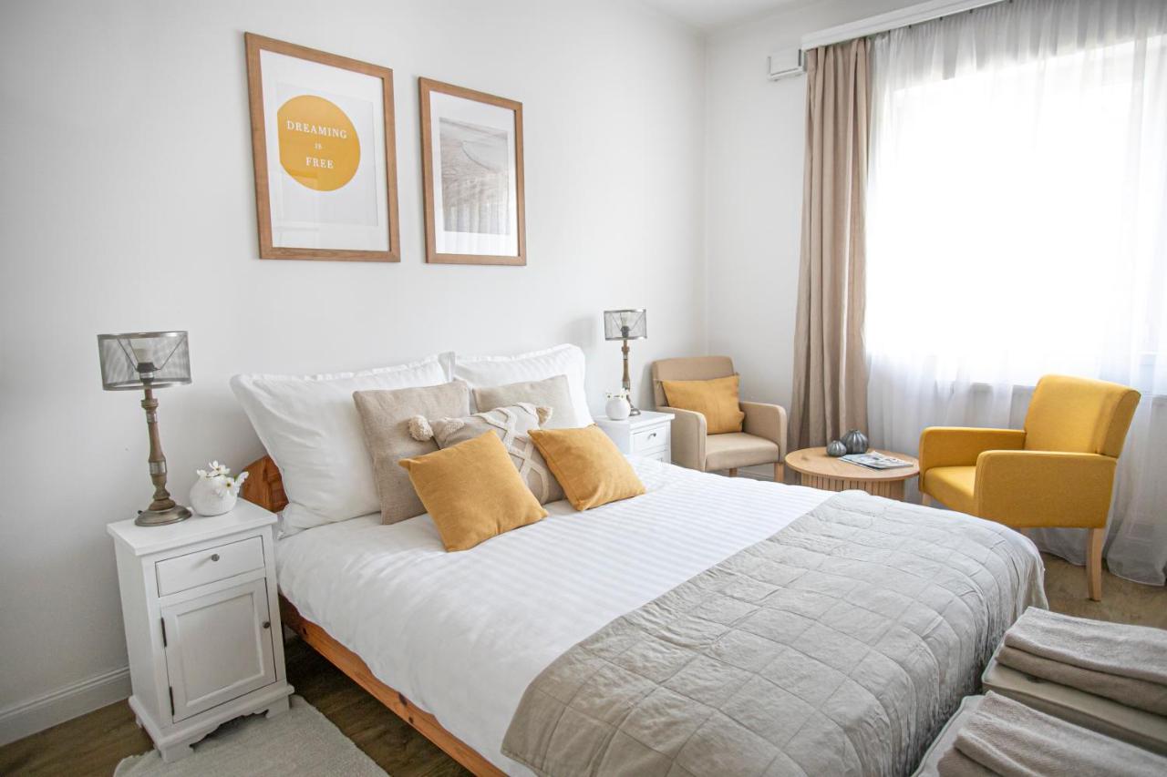 Cozy Airport Apartment Vecses Ngoại thất bức ảnh